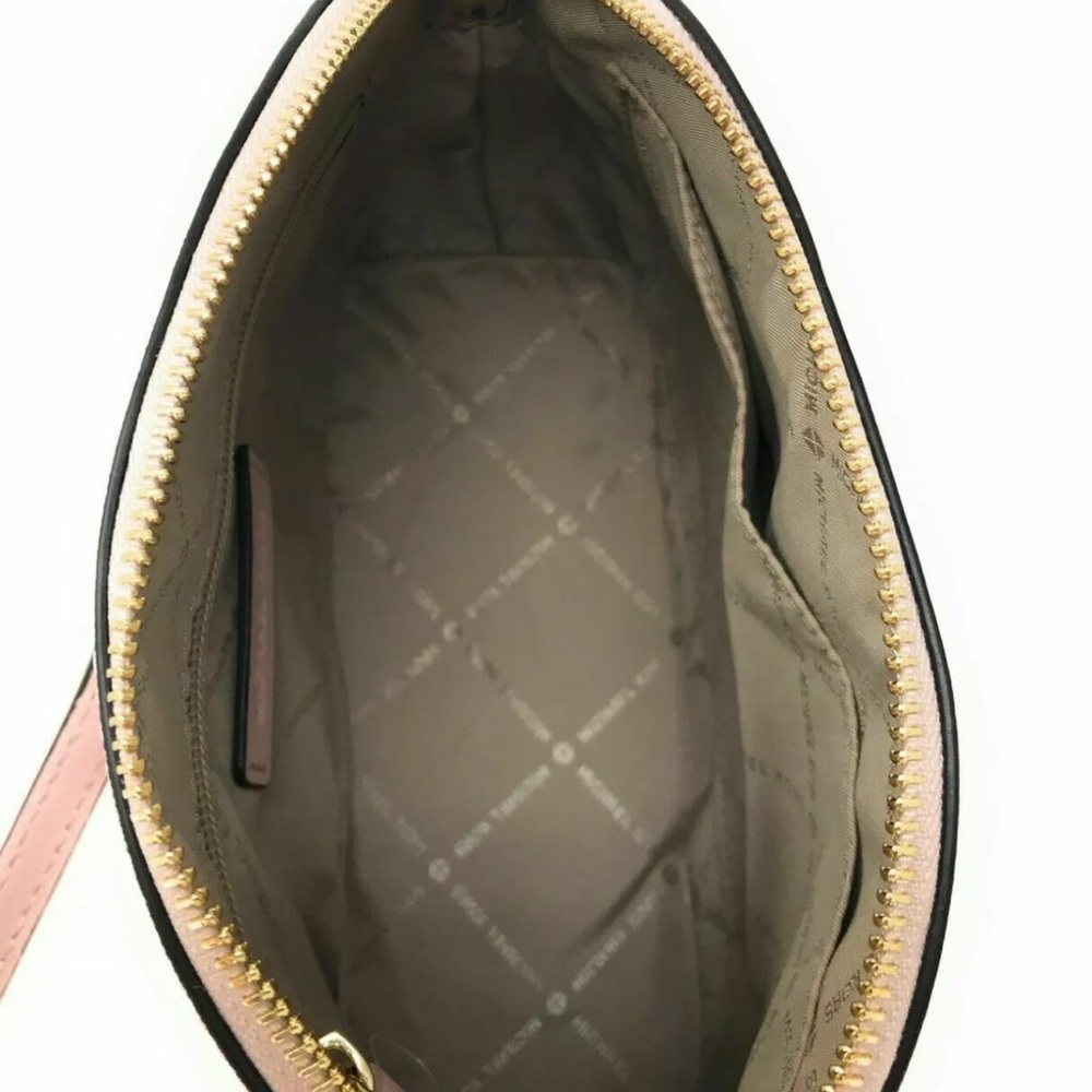 Michael Kors JET SET Emmy Medium Dome Crossbody - Picture 12 of 16
